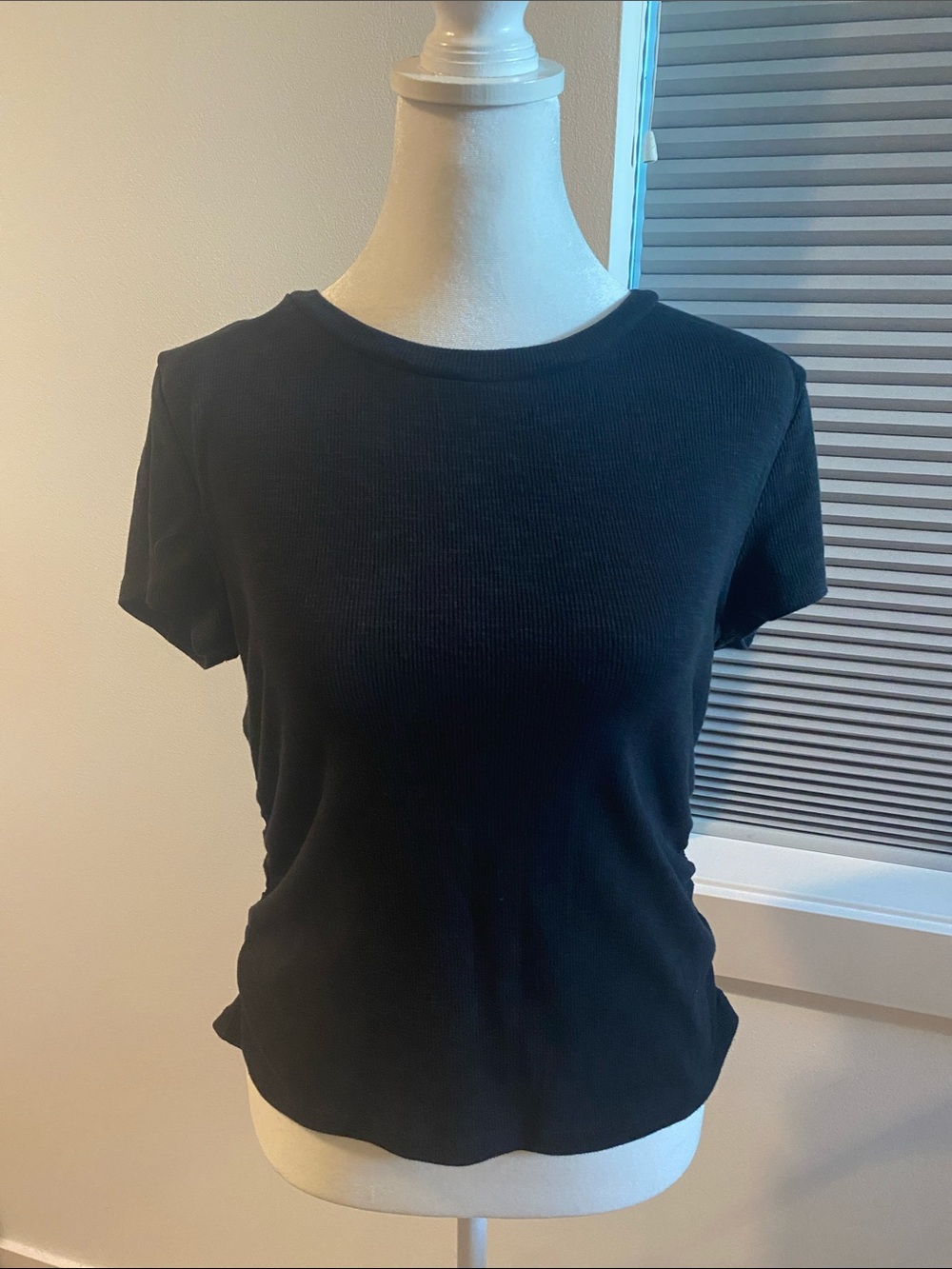 GAP Black Rib Short-Sleeve Crewneck Women's Tee